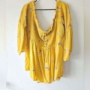 Torrid off the shoulder yellow floral blouse
